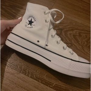 Women’s Chuck Taylor All Star Lift Platform Canvas
